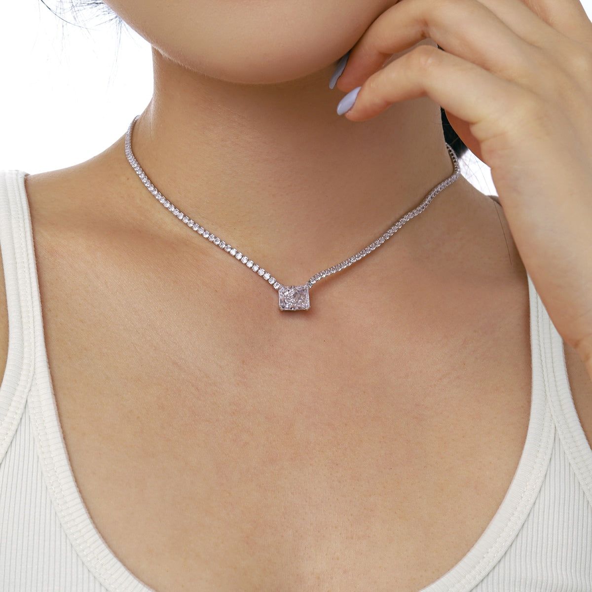 [AuraEcho]4.0 Carat Elegant Radiant Cut Necklace